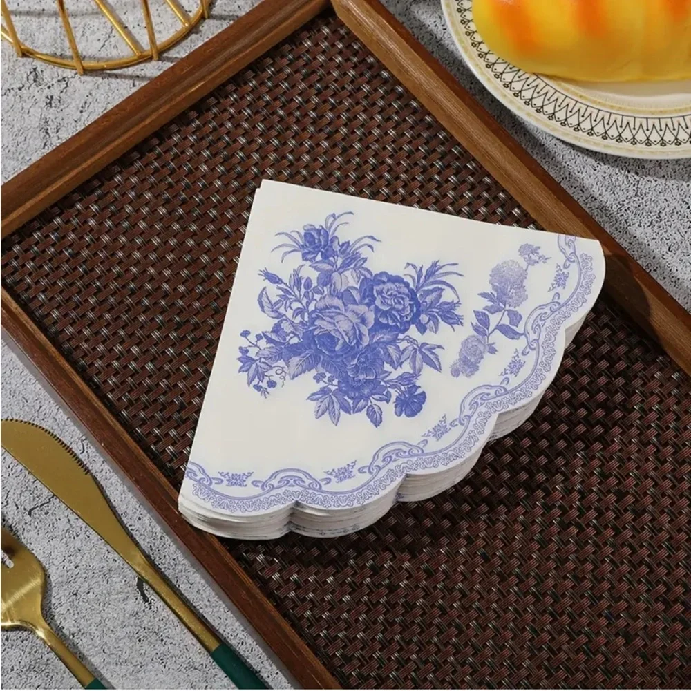 Blue Floral Round Scalloped Edge Cocktail Napkins, 20 ct